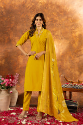 MUSTARD YELLOW EMBROIDERED KURTA PANT SET WITH FLORAL DUPATTA
