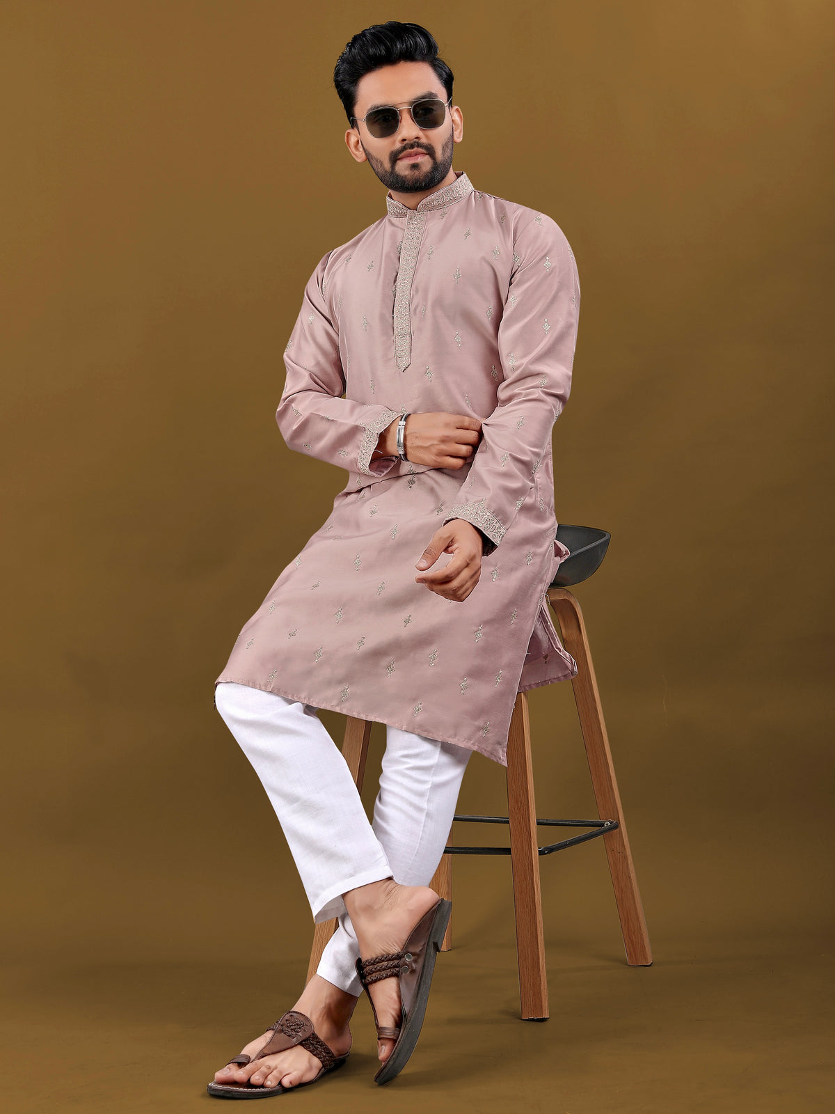 Mens Kurta Pajama In Matka Silk With Silver Zari Work