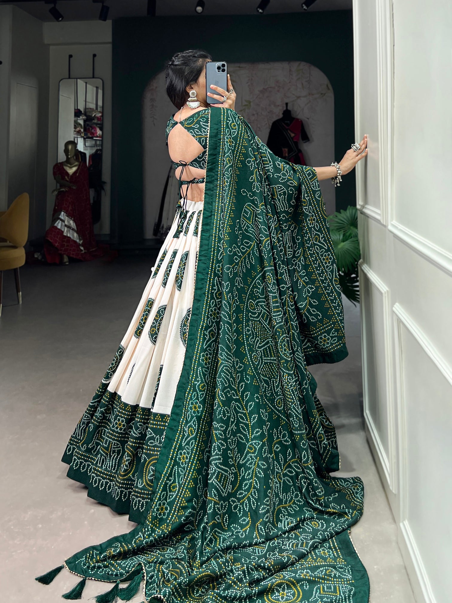 ATTRACTIVE GREEN BANDHANI PRINTED TUSSAR SILK FESTIVAL WEAR LEHENGA CHOLI