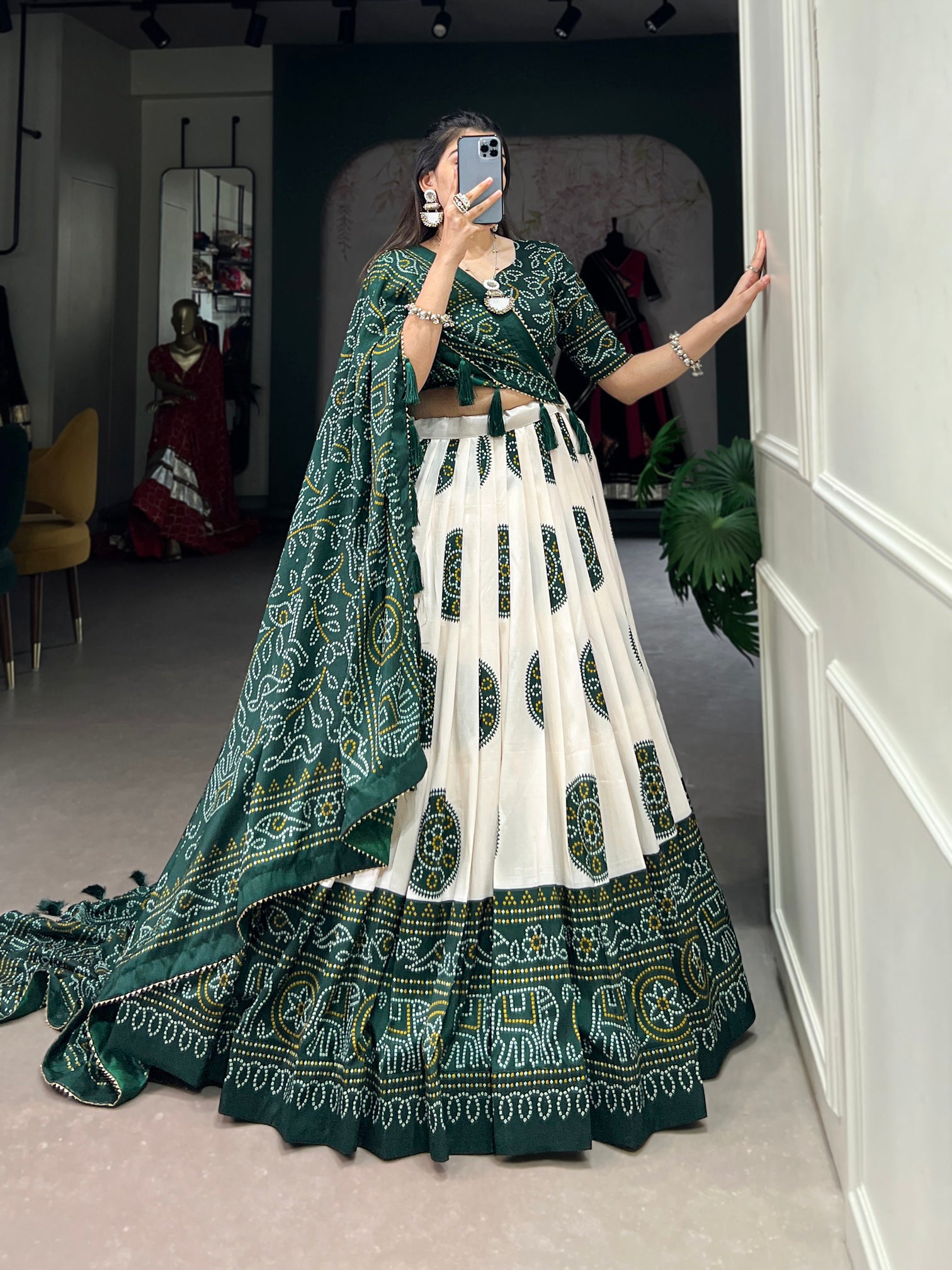 ATTRACTIVE GREEN BANDHANI PRINTED TUSSAR SILK FESTIVAL WEAR LEHENGA CHOLI