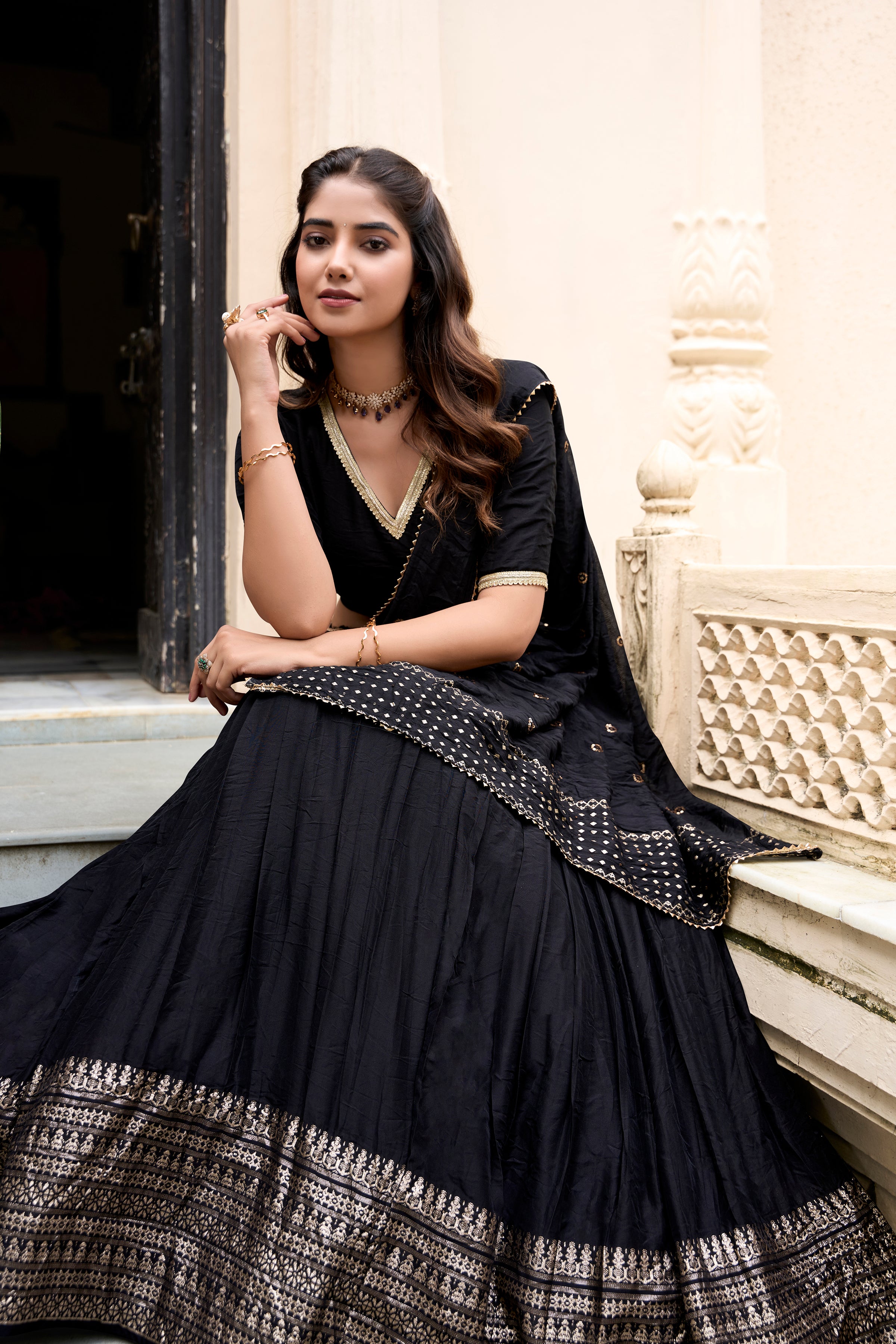 PURE CHANDERI PLAIN WITH ZARI WEAVING WORK LEHENGA CHOLI