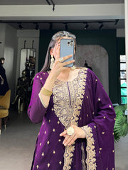 Women's Vichitra Silk Embroidered Kurta With Dupatta & Bottom