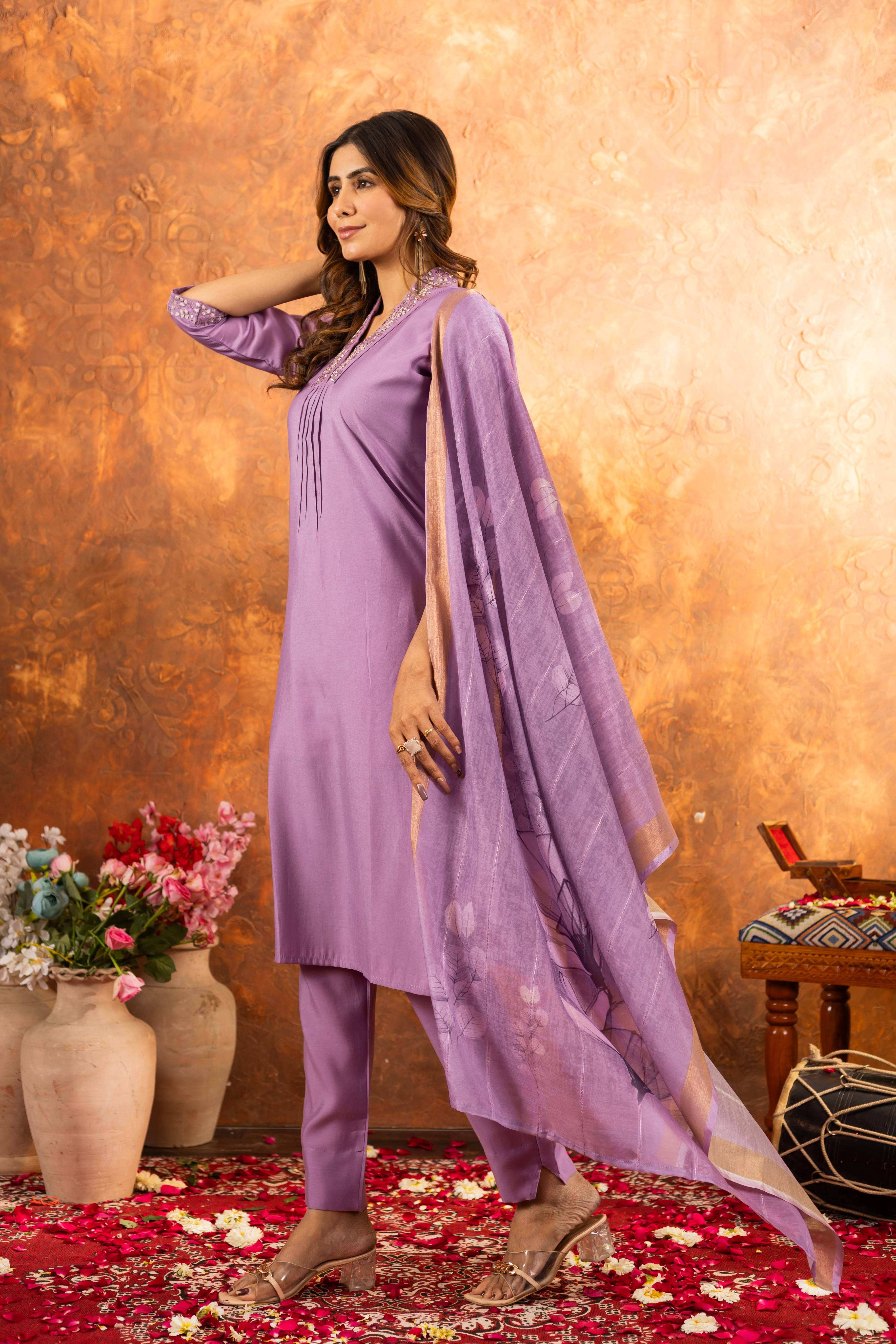 BEAUTIFUL LAVENDER STRAIGHT KURTA SET WITH PRINTED DUPATTA