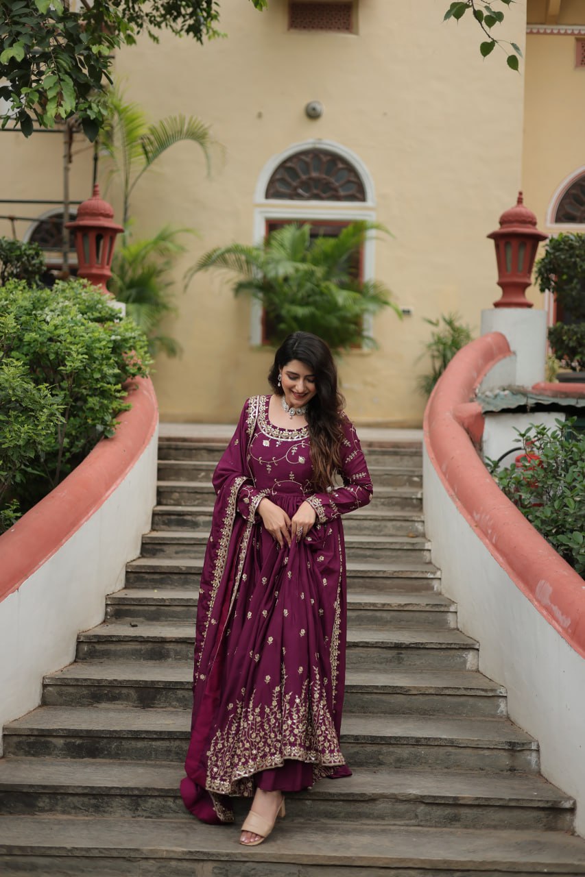 Rich Sequins Embroidered Work Women Suit Set Wine