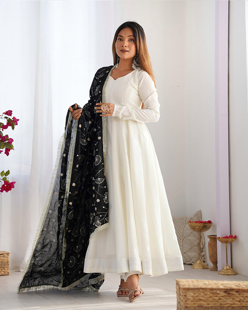 Saesha White Anarkali Gown Set with Black Dupatta