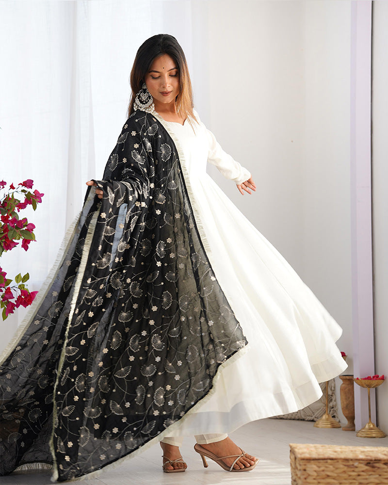 Saesha White Anarkali Gown Set with Black Dupatta