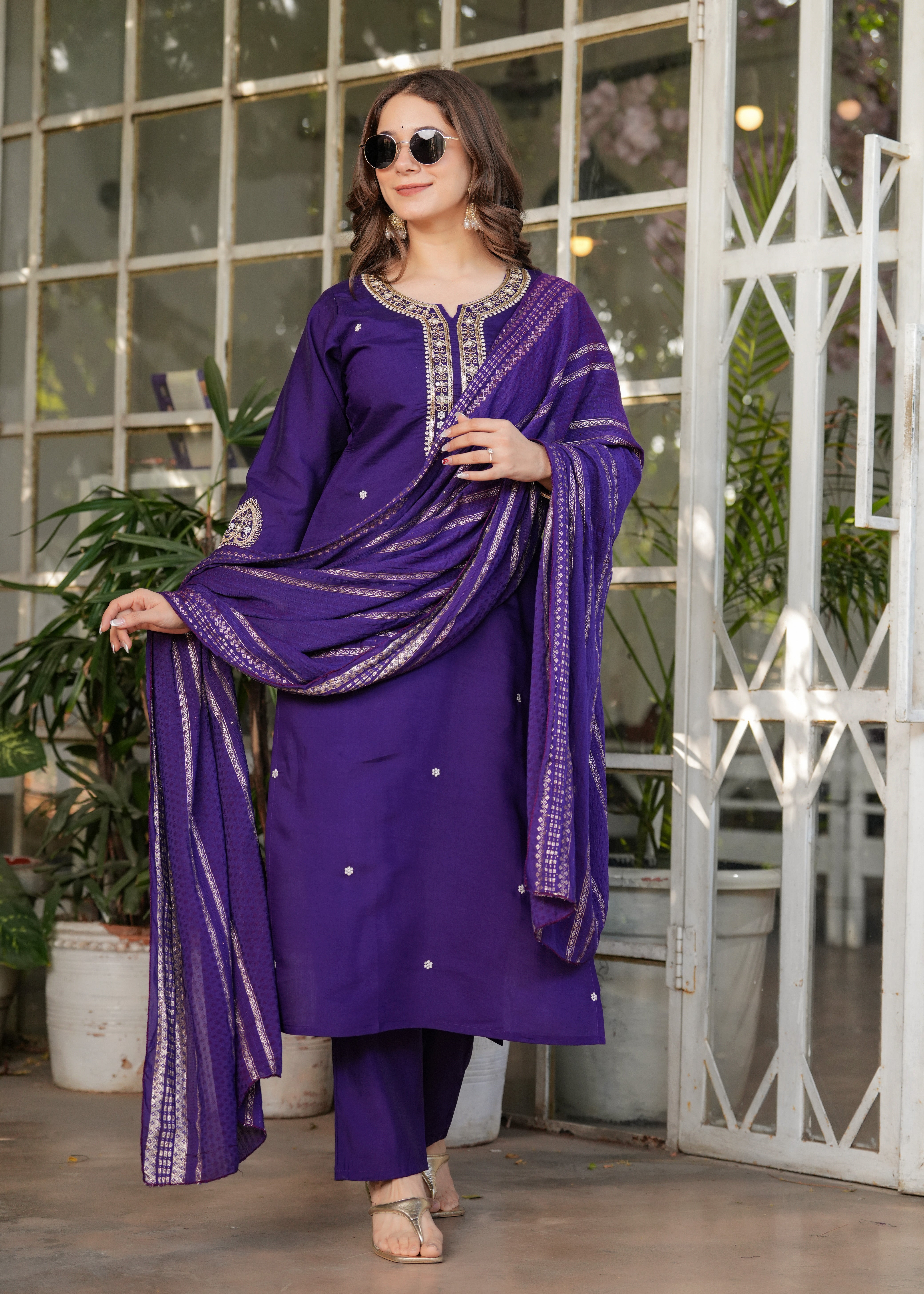 WONDERFUL PURPLE EMBROIDERED VISCOSE EVENT WEAR PANT SUIT