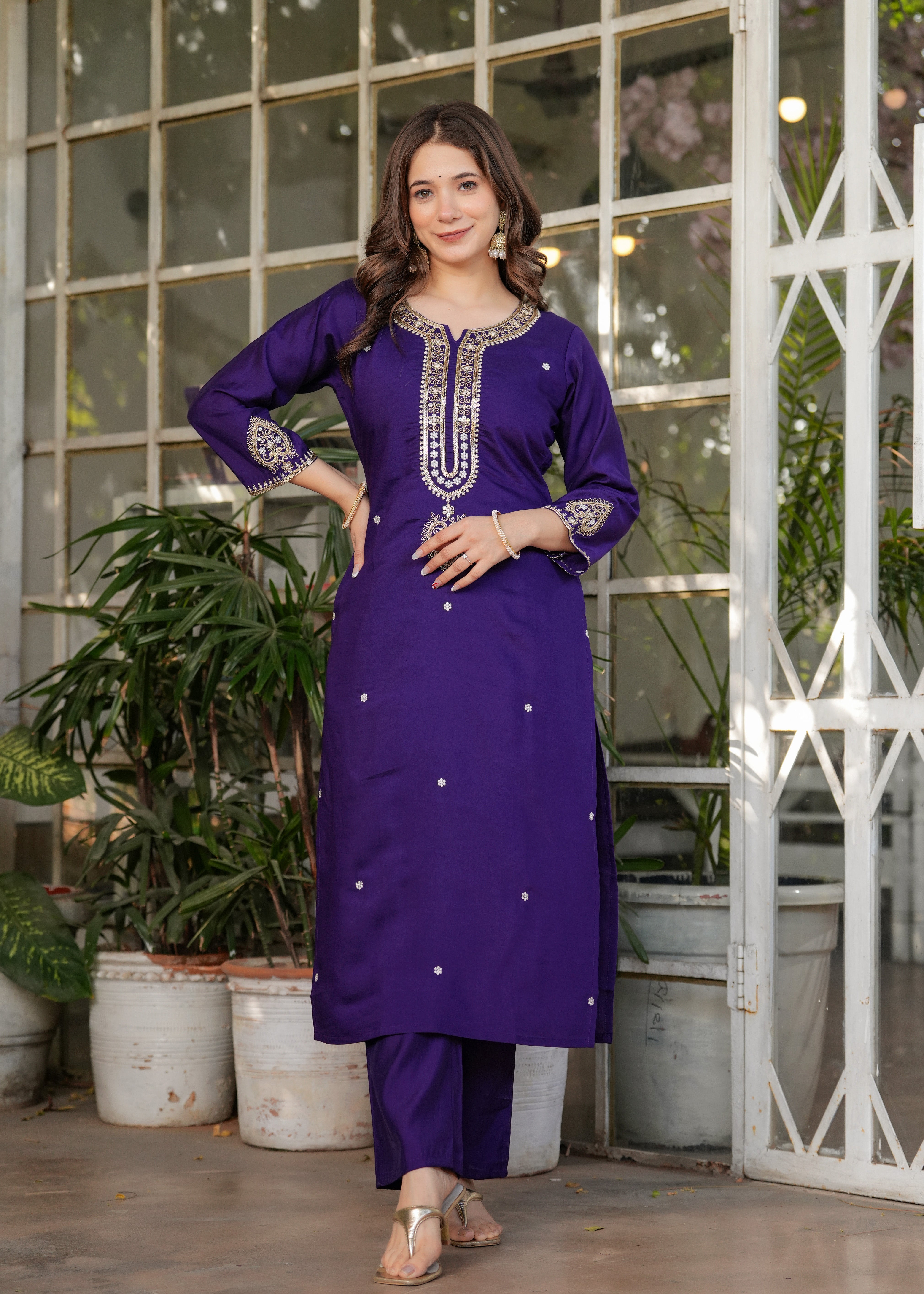 WONDERFUL PURPLE EMBROIDERED VISCOSE EVENT WEAR PANT SUIT