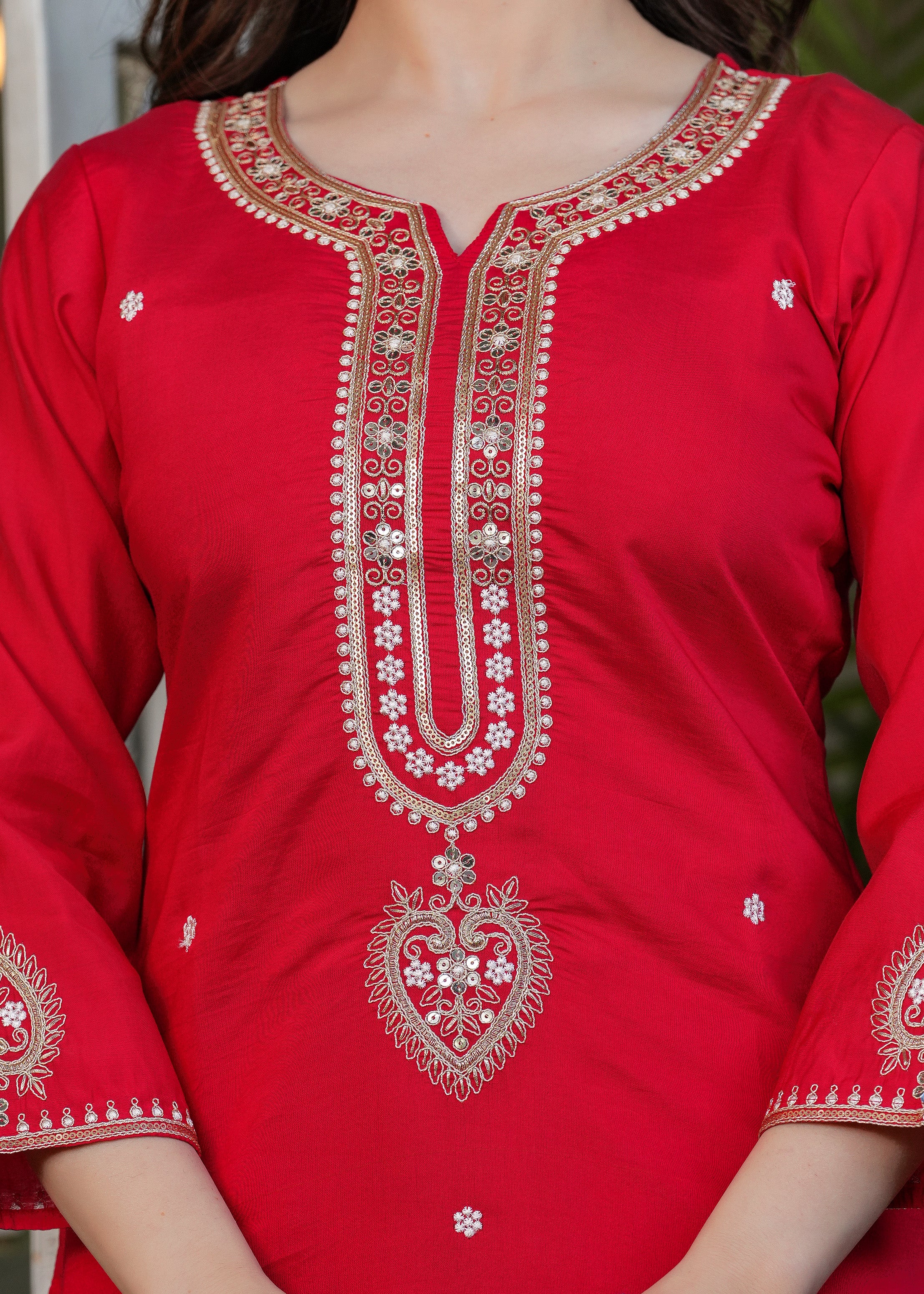 LOVELY RED EMBROIDERED VISCOSE FESTIVAL WEAR PANT SUIT WITH DUPATTA