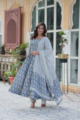 Elegant Cotton Kurti Pant With Dupatta For Everyday Comfort