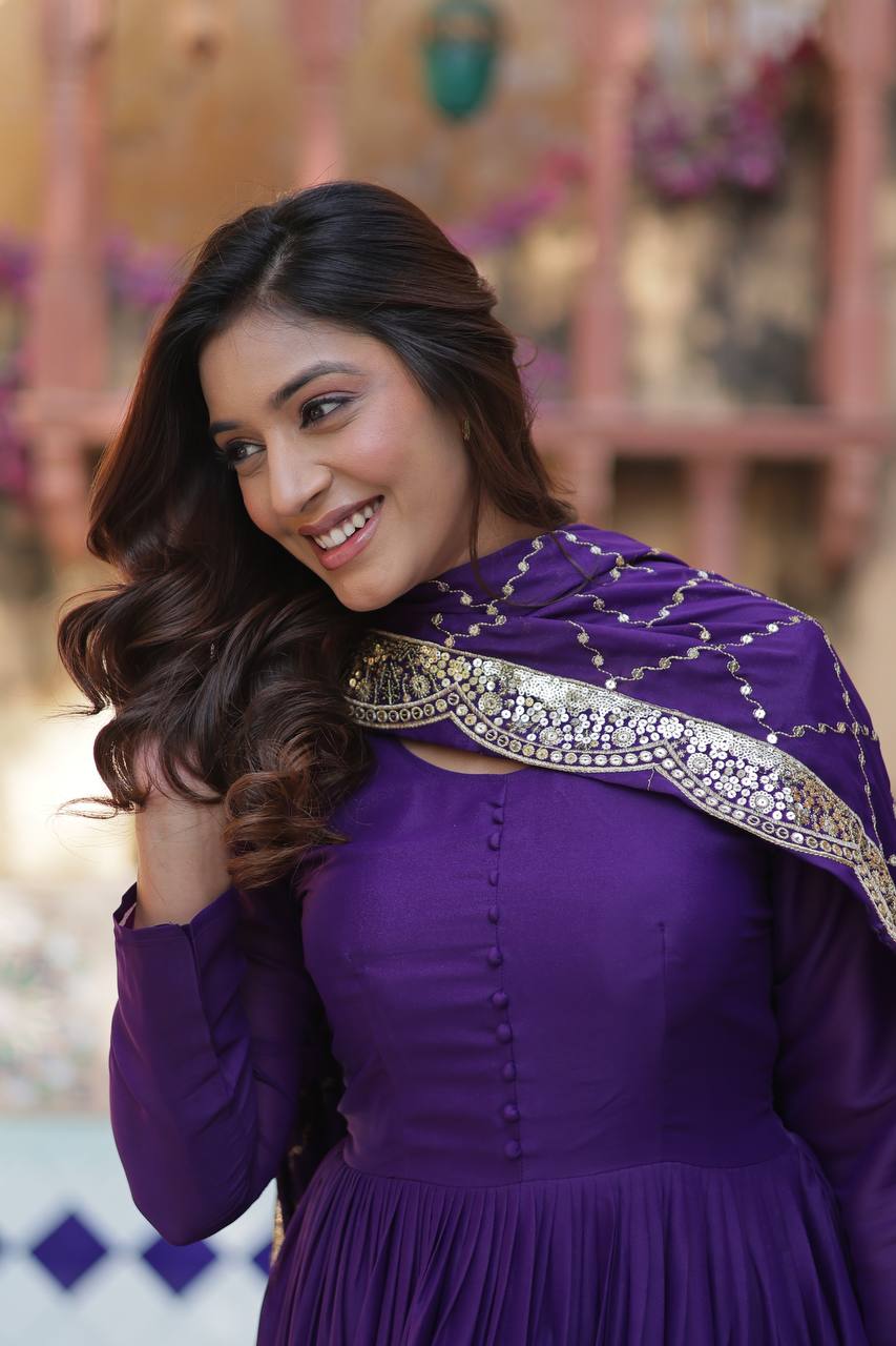 Tantalizing Purple Georgette Reception Wear Gown With Dupatta