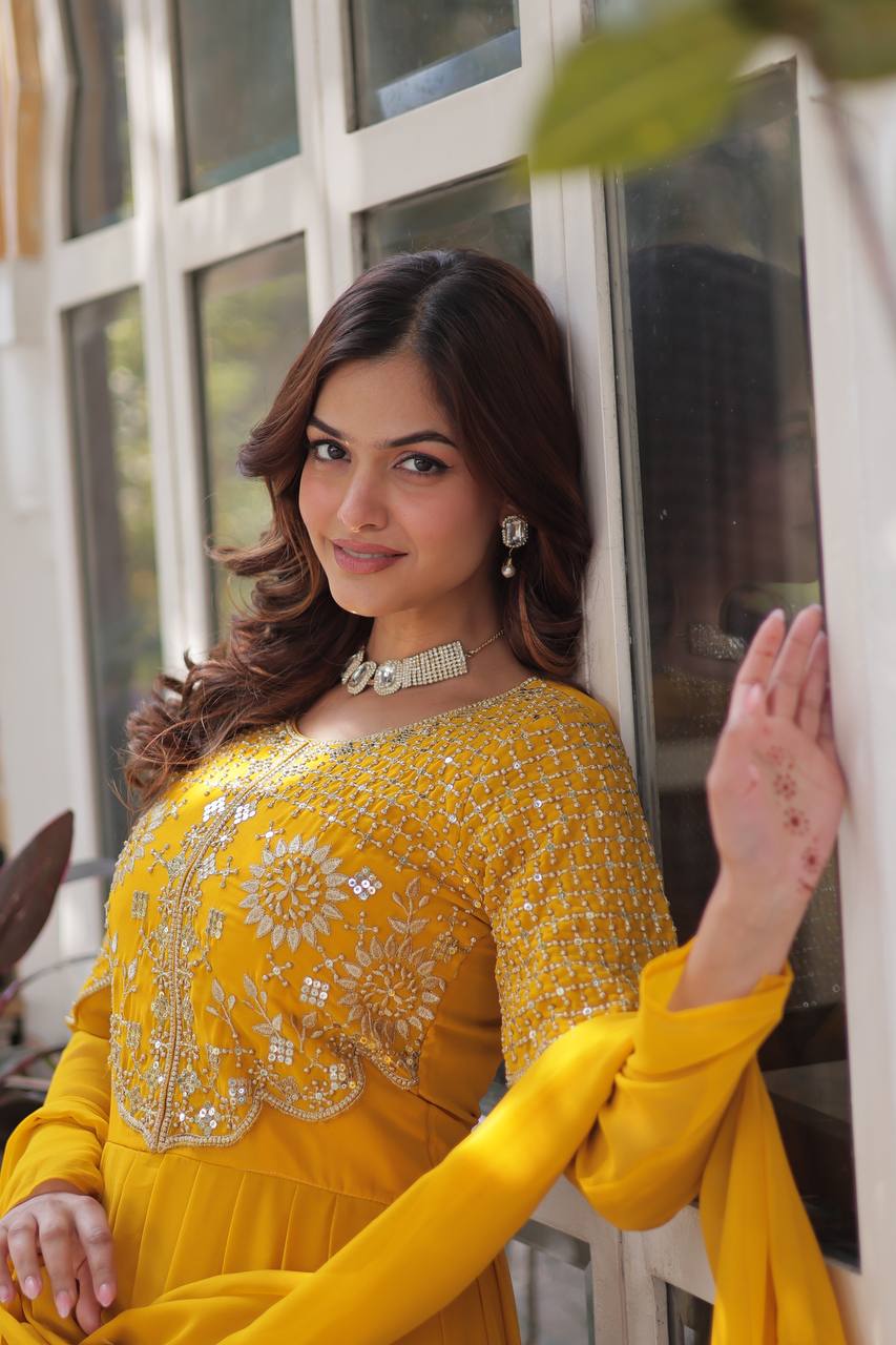Attractive Georgette Embroidered Designer Anarkali Suit Set