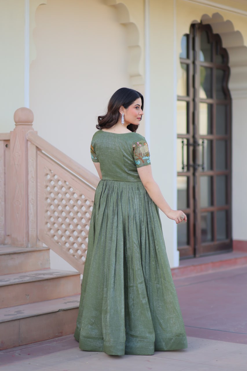 Designer Silver Crunchy readymade Koti Gown