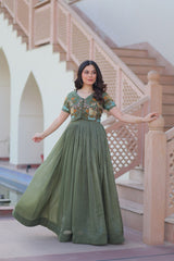 Designer Silver Crunchy readymade Koti Gown