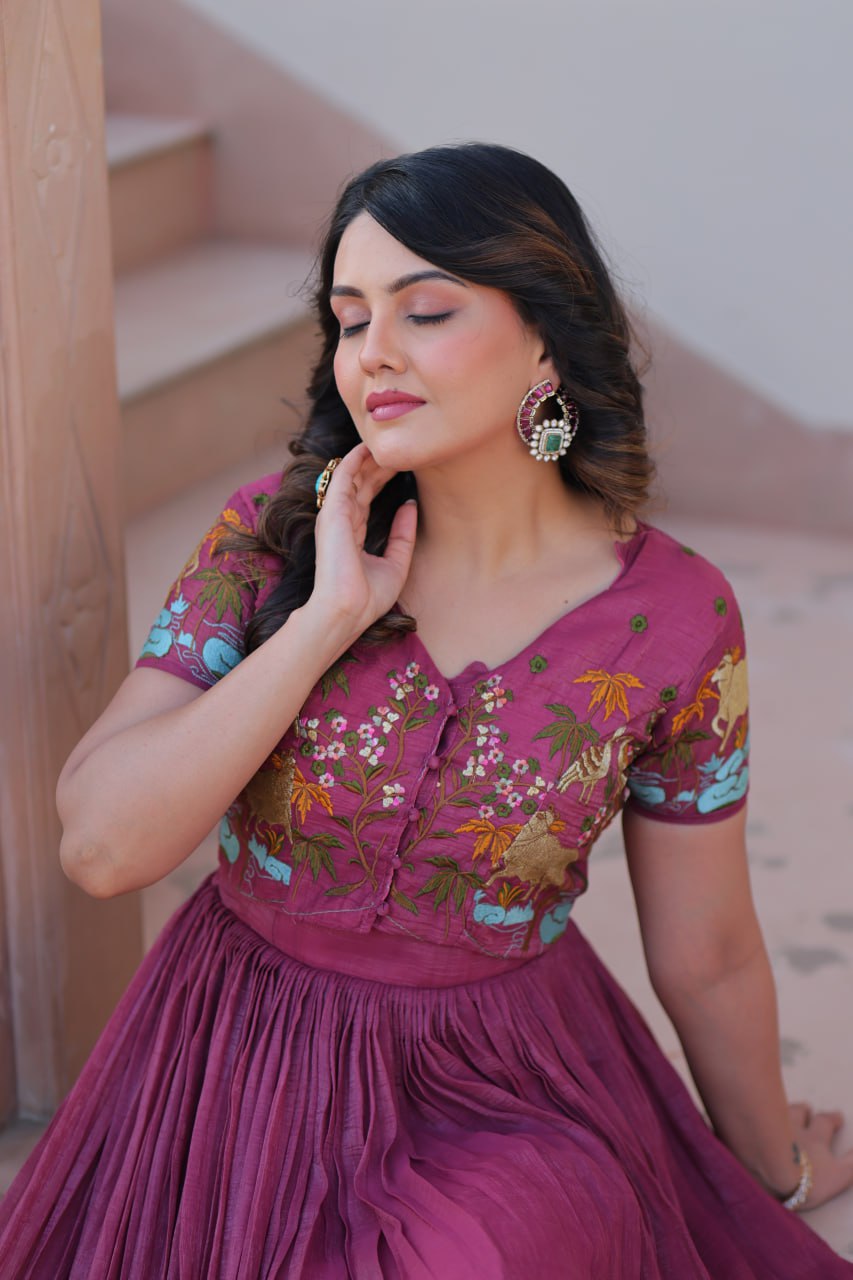 Designer Silver Crunchy readymade Koti Gown